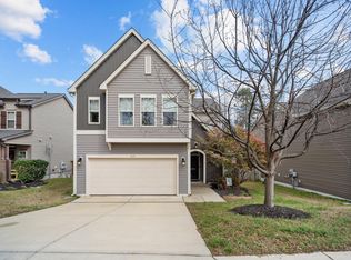 915 Award St, Fuquay Varina, NC 27526