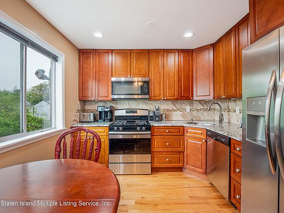 5th image of 236 Granite Ave #C