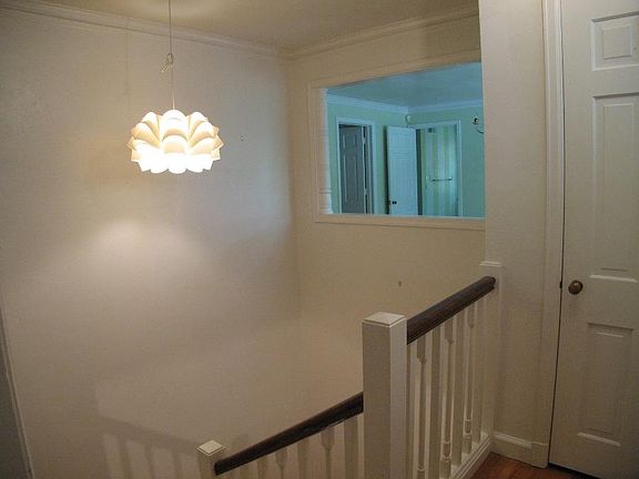 5th image of 1700 W Moss Ave APT B