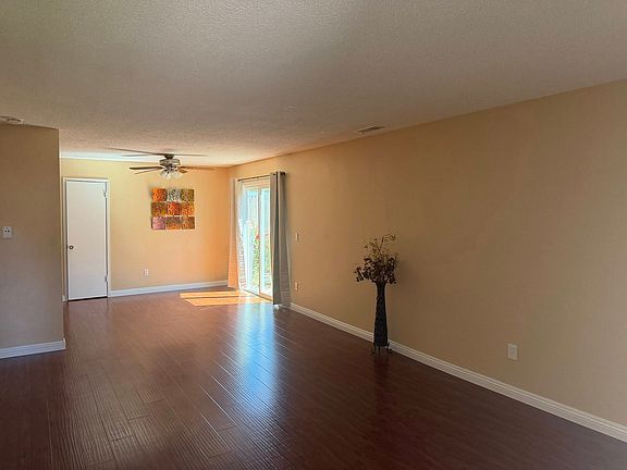 4th image of 4206 Casa Blanca Ln