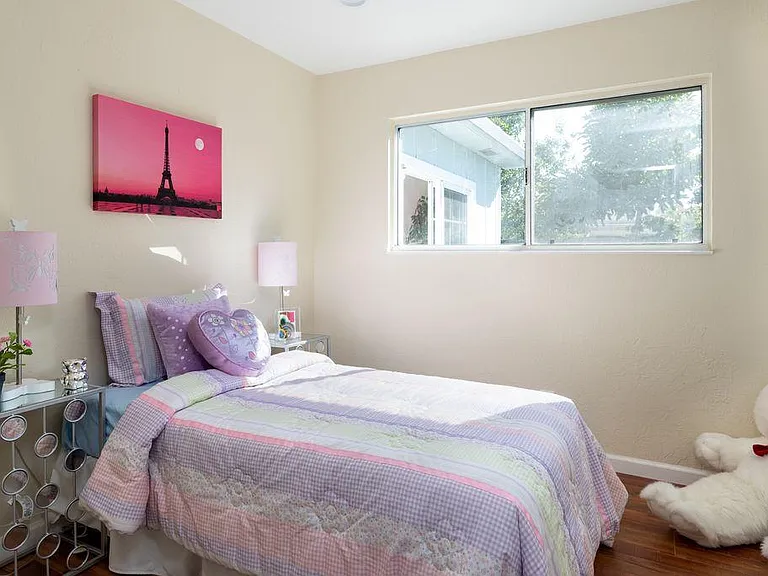 35523 Cleremont Dr — Photo 10