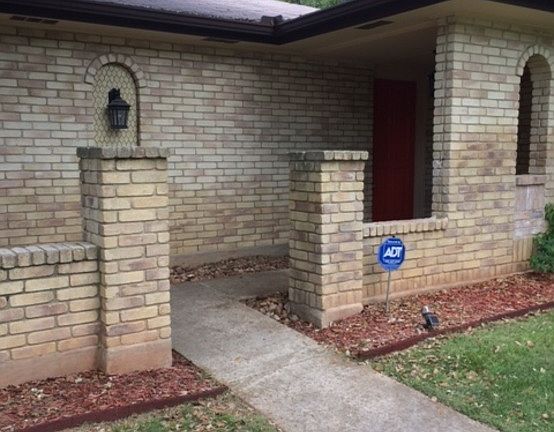 2nd image of 4439 Newport Woods St