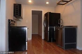 2nd image of 565 Florida Ave APT T4