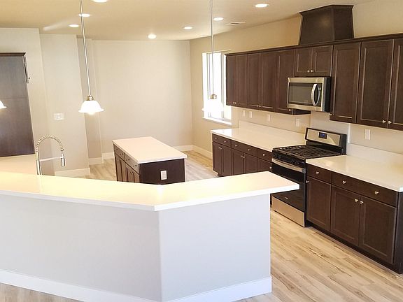 2nd image of 542 Country Hollow Dr #178