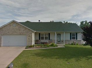 364 Sweetwater Ln, O Fallon, IL 62269