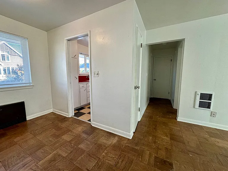 168 Boston St — Photo 4