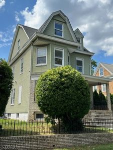 89 Shepard Ave, East Orange, NJ, 07018