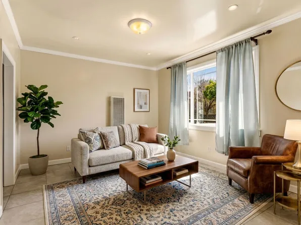 1vil98, 1211 & 1213 98th Ave #1211, Oakland, CA 94603