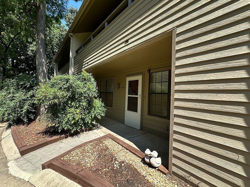 1st image of 11120 N Stratford Dr #103