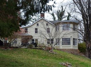 16 Cold Spring Rd, Califon, NJ 07830