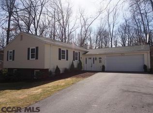 608 Old Farm Ln, State College, PA 16803