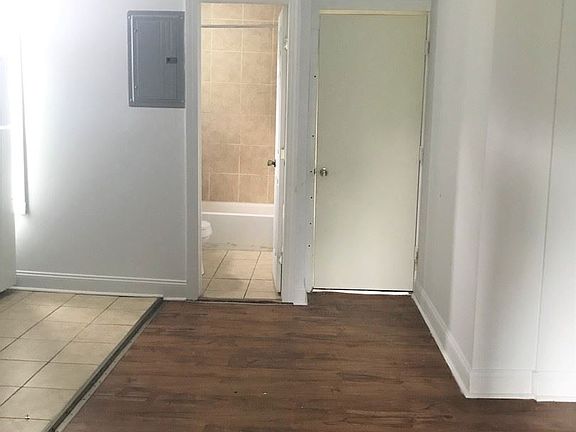 3rd image of 848 E Chelten Ave #6269658