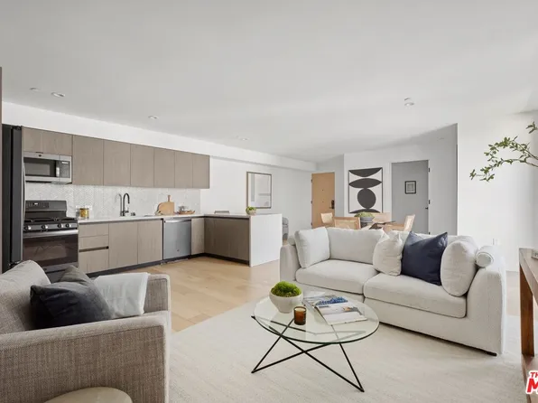 4506 Dockweiler St #405, Los Angeles, CA 90019