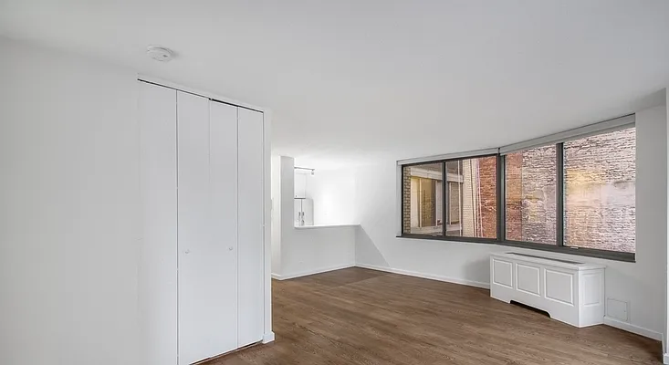 Rented by Mirador Real Estate | media 22