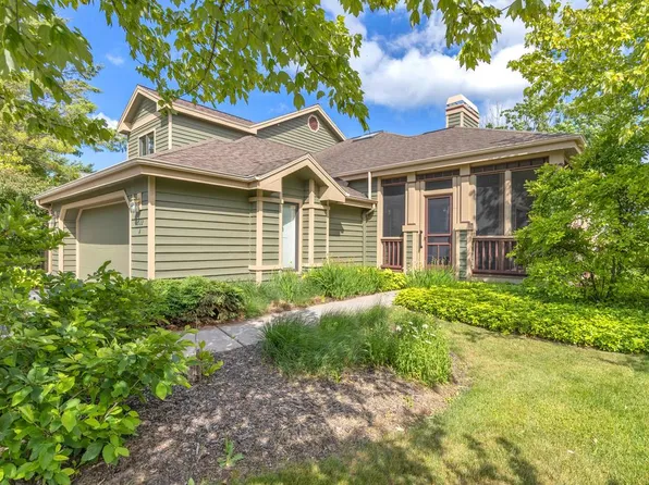 1022 Creeks Cross ROAD #A, Kohler, WI 53044