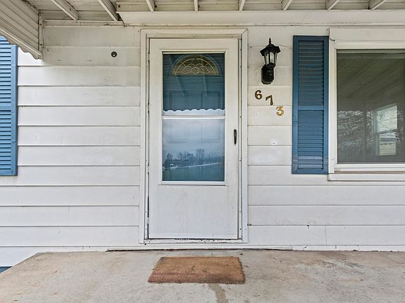 5th image of 673 Leblanc St