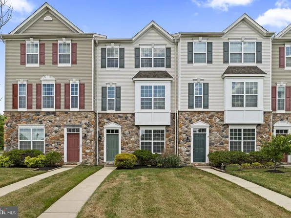 423 Wistar Pl, Glassboro, NJ 08028