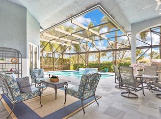 8000 Cranes Pointe Way, West Palm Beach, FL 33412