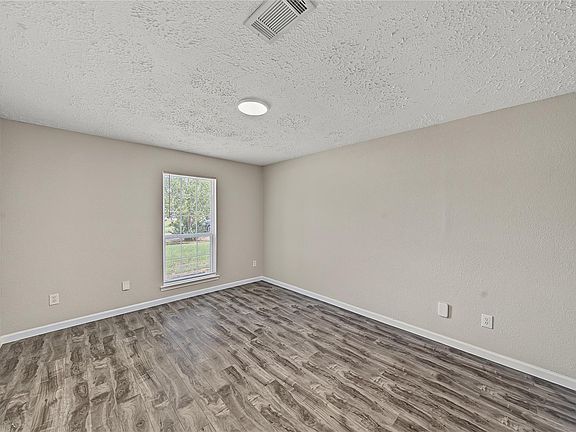 5th image of 7015 Northleaf Dr