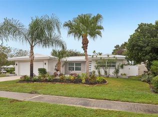 2083 Envoy Ct, Clearwater, FL 33764