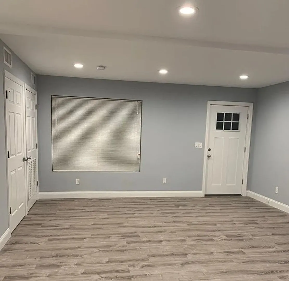 87 Lexington Ave — Photo 1