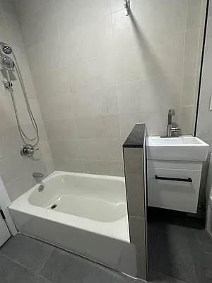 Rented by Peter R. Hungerford, LREB | media 12