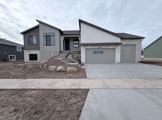 1661 S 3875 W, Taylor, UT 84401