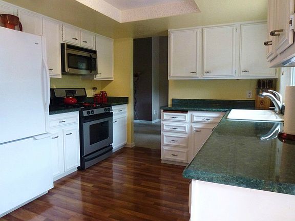 4th image of 6012 148th Ct NE
