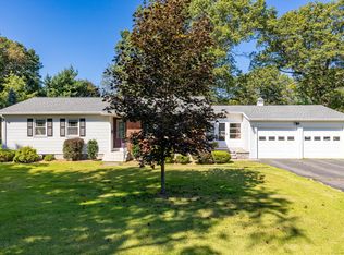 536 Mulberry St, Windsor Locks, CT 06096