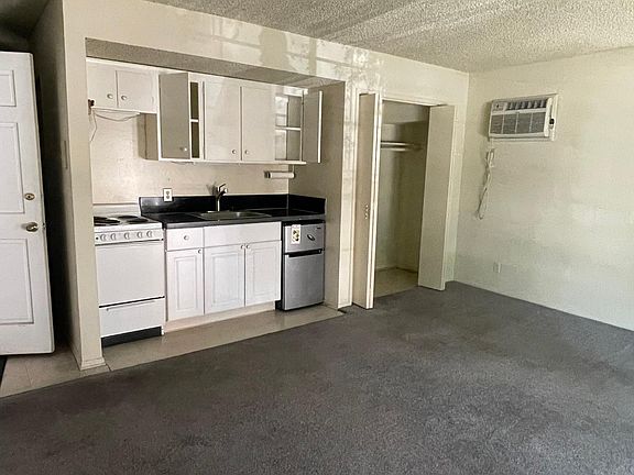 3rd image of 1811 Parnell Ave #1