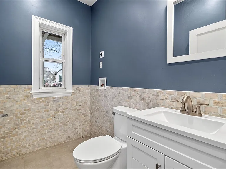 29 East St #2 — Photo 13