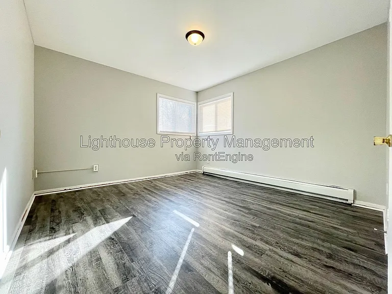 3215 Marshall Ave SE — Photo 5