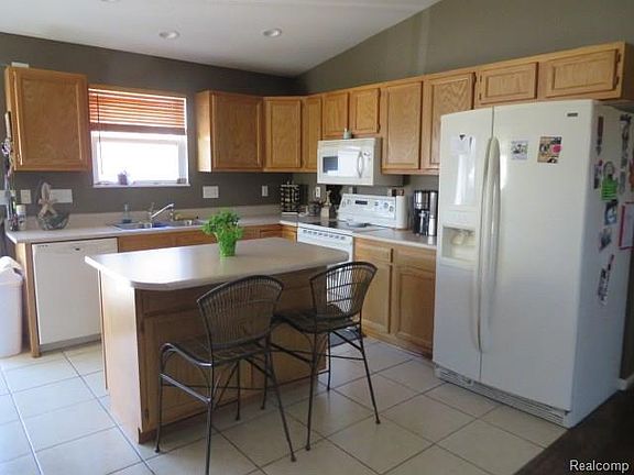 2nd image of 1219 Quain Ln