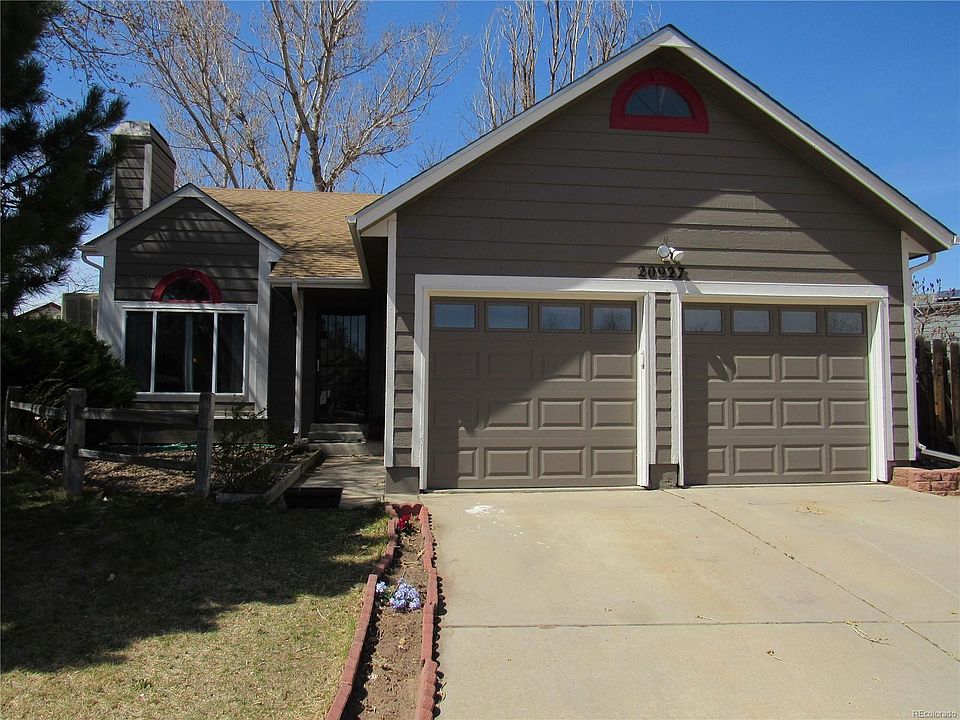 1st image of 20927 Kelly Pl