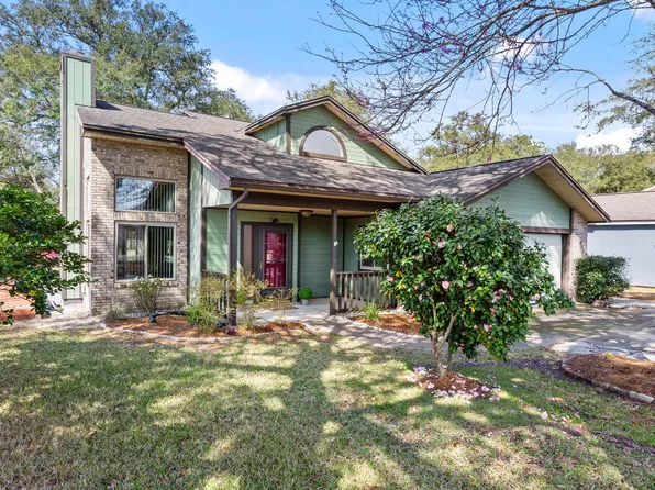 307 Evergreen Ave, Niceville, FL 32578