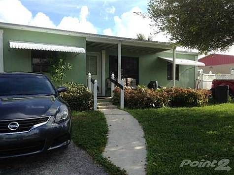 1st image of 2921 NW 6th Ct