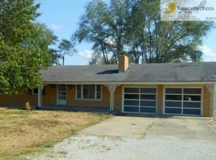 32025 W 327th St, Paola, KS 66071