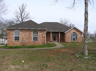 397 Forest Ridge Dr, La Vergne, TN 37086