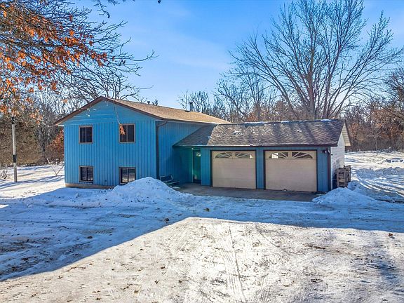 2nd image of 1792 County Road 5 NW
