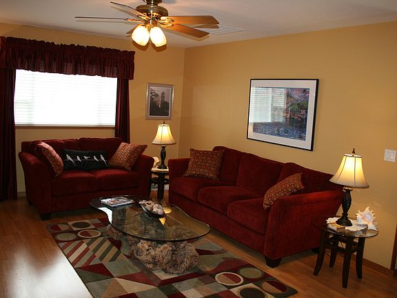 3rd image of 5530 Palisades Dr