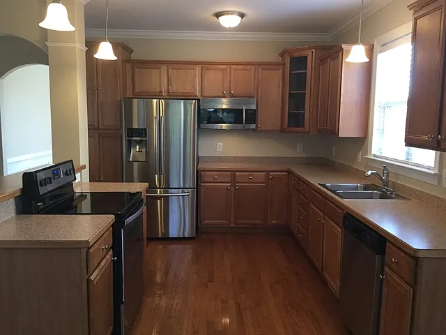 1124 Coram Fields Rd — Photo 2