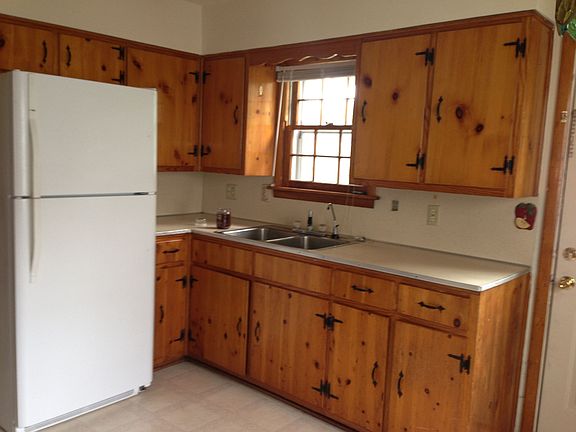 Beautiful Eat In Kitchen