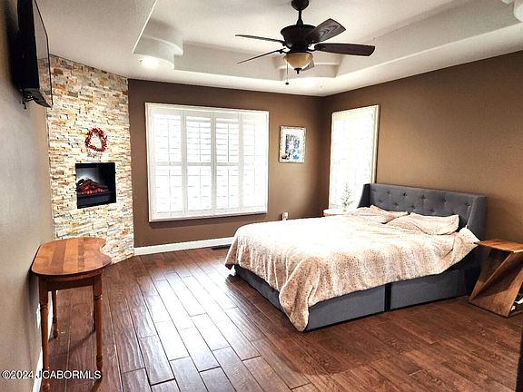 4th image of 2211 Atelier Dr