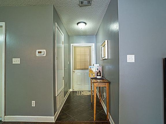 4th image of 7229 Birdie Ln