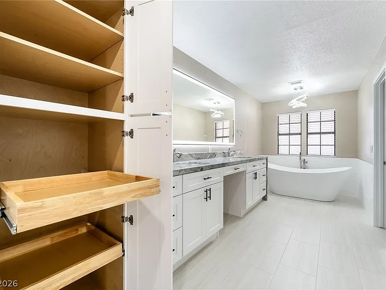 968 Pinehurst Dr — Photo 52
