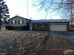 104 E Jefferson St, Mentone, IN 46539