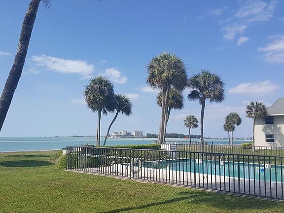 5th image of 4660 Ocean Blvd APT T1