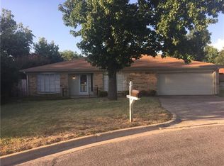 8605 Rockdale Ct, North Richland Hills, TX 76182