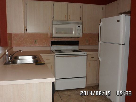 3rd image of 104 Blue Spruce Ct