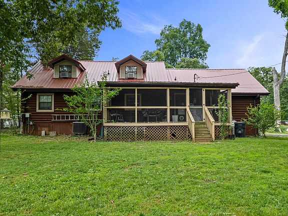5th image of 946 E Lakeshore Dr